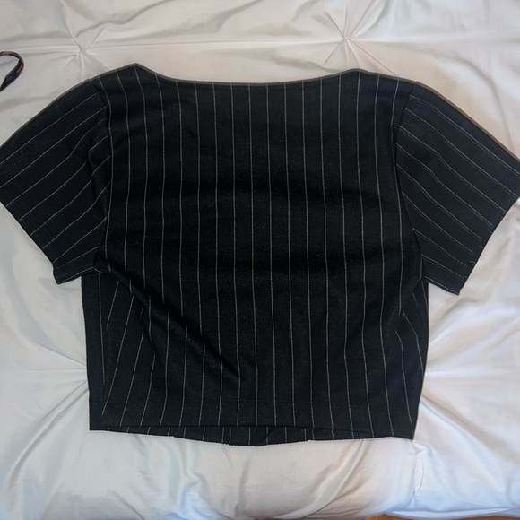 cute business casual top - Picture 2 of 3